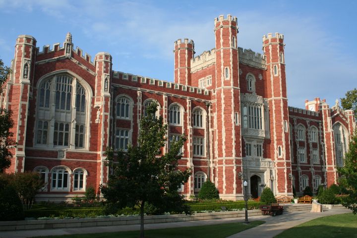 <strong>A student at the University of Oklahoma has been suspended following an investigation by the FBI</strong>