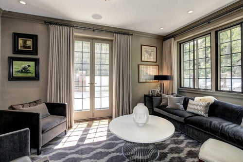 オバマの部屋 Look inside the Obamas' private living quarters | CNN