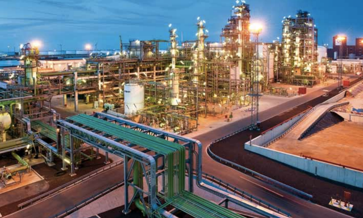 <p><strong><em>Europe’s largest renewable biofuels plant operated by Neste Oil in Rotterdam's harbor and industrial area.</em></strong> <strong><em>Neste is currently building a € 60 million biopropane production unit that is expected to be operational by 2017.</em></strong></p>