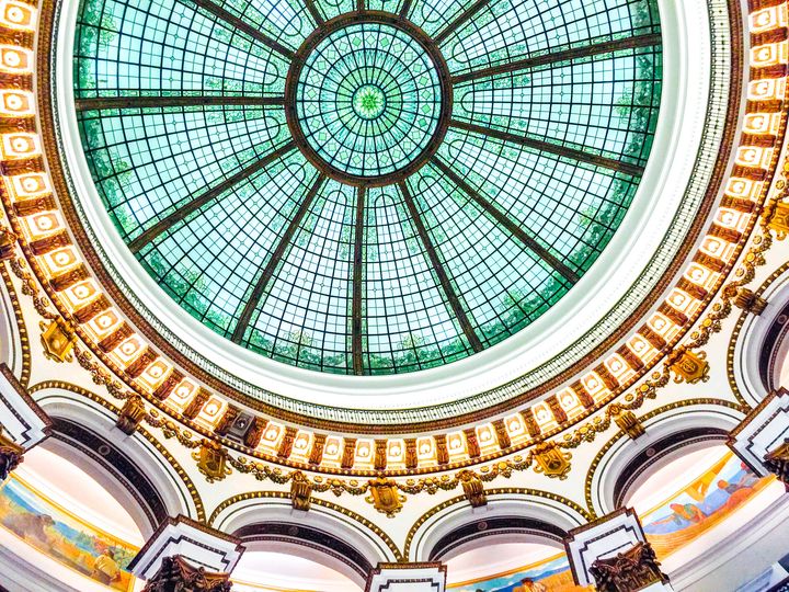 <p>Grand ceiling over the Cleveland Trust Company building in Cleveland, Ohio.</p>