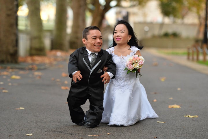 Paulo Gabriel da Silva Barros and Katyucia Lie Hoshino Barros of Brazil have been declared the "World's Shortest Married Couple" by Guinness World Records.