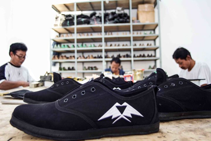 <p>Artisans handcrafting the uppers of the “<a href="https://indosole.com/collections/mens-shoes/products/jj-shoes-mens" target="_blank" role="link" rel="nofollow" class=" js-entry-link cet-external-link" data-vars-item-name="JJ" data-vars-item-type="text" data-vars-unit-name="582e0534e4b0eaa5f14d41e2" data-vars-unit-type="buzz_body" data-vars-target-content-id="https://indosole.com/collections/mens-shoes/products/jj-shoes-mens" data-vars-target-content-type="url" data-vars-type="web_external_link" data-vars-subunit-name="article_body" data-vars-subunit-type="component" data-vars-position-in-subunit="10">JJ</a>” lace-up shoe.</p>