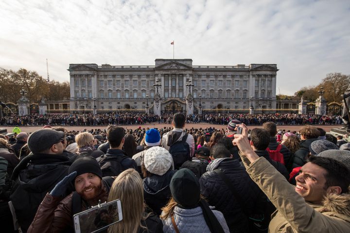 The Treasury has granted £370m for repairs to Buckingham Palace