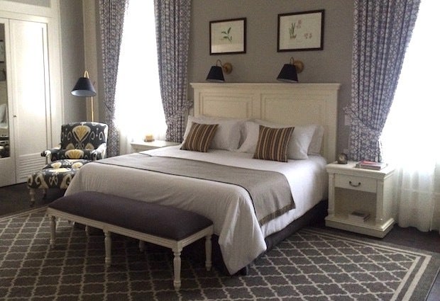 A guest room at Hotel del Parque in Guayaquil, Ecuador.