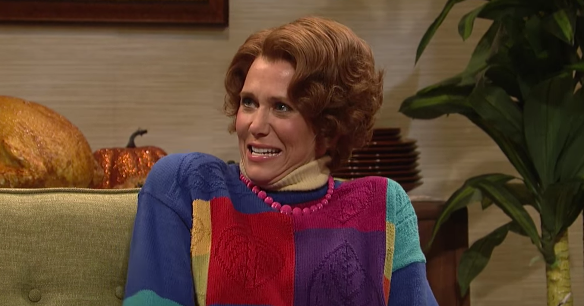 Kristen Wiigs Surprise Lady Cant Contain Her Excitement In Hilarious