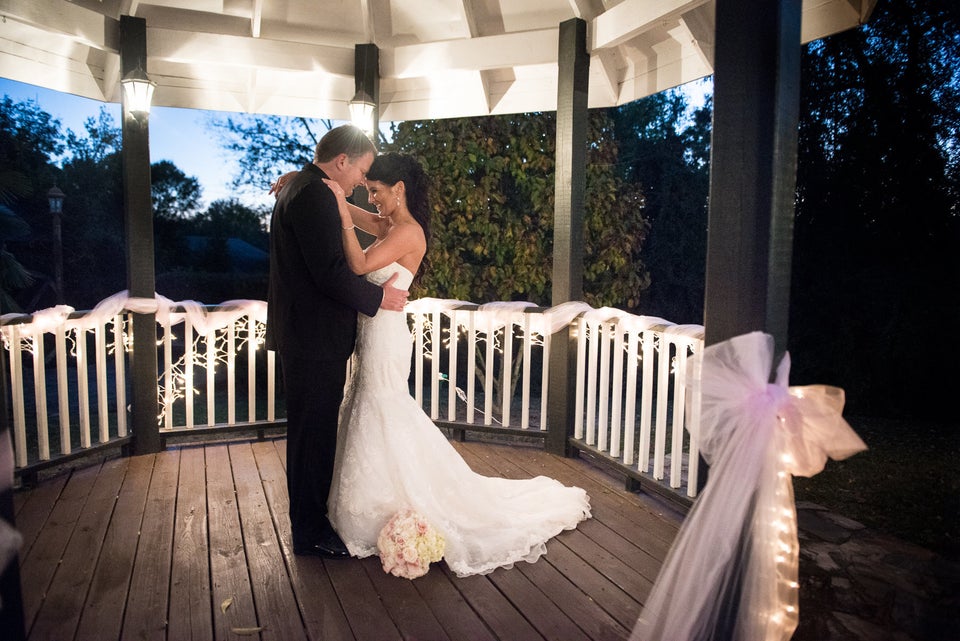 77 Wedding Photos You'll Want on Your List 