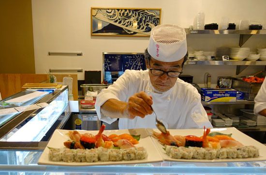 What does an Itamae Sushi Chef do? How to Become a Sushi Chef Itamae