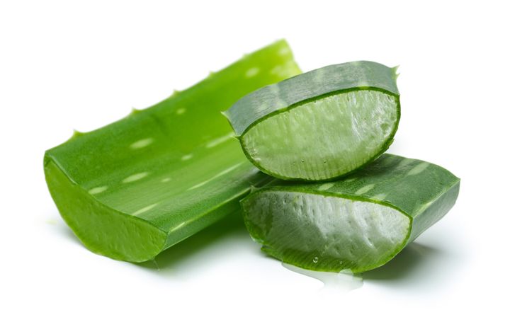 Aloe offers a wealth of health benefits, with it containing vitamins, anti-inflammatory enzymes and fatty acids, and minerals.
