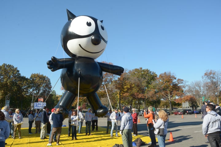 The modern version of Felix the Cat looks a lot like the original. 