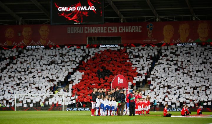 Fifa is holding a disciplinary hearing over fans displaying poppies during Wales World Cup clash with Serbia 