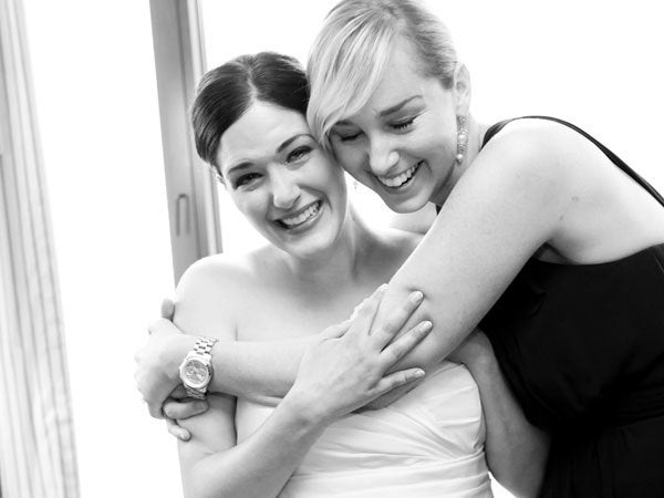 <p><strong>2. Spend quality time with your maid of honor and best man. </strong></p><p>Plan a one-on-one hangout before the wedding chaos takes over. You'll relish the opportunity to bond with them before the biggest day of your life.</p>