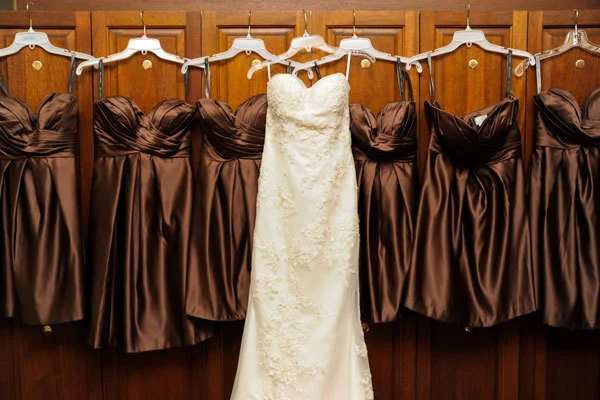 25 Sweet Ways To Give Thanks Before During And After Your Wedding
