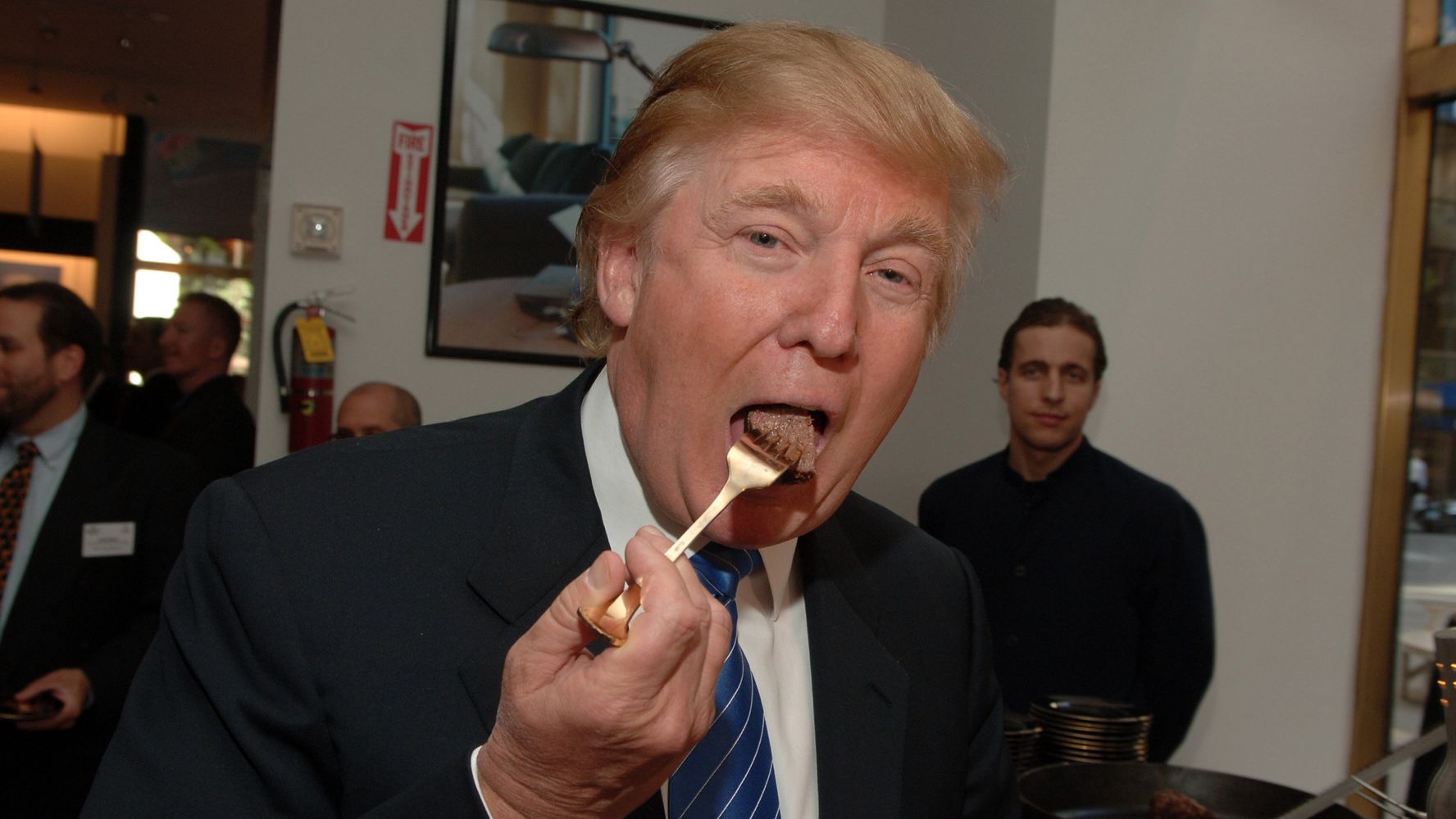 Donald Trump Gorges On Himself During Thanksgiving Feast | HuffPost