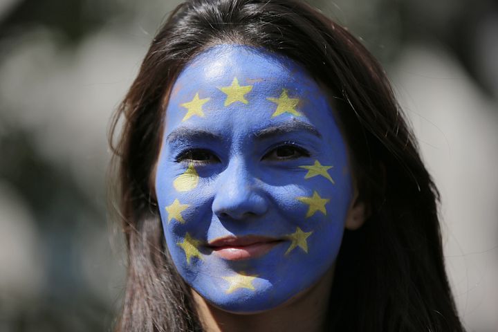 Those who want to keep the benefits of EU citizenship could be able to pay for it