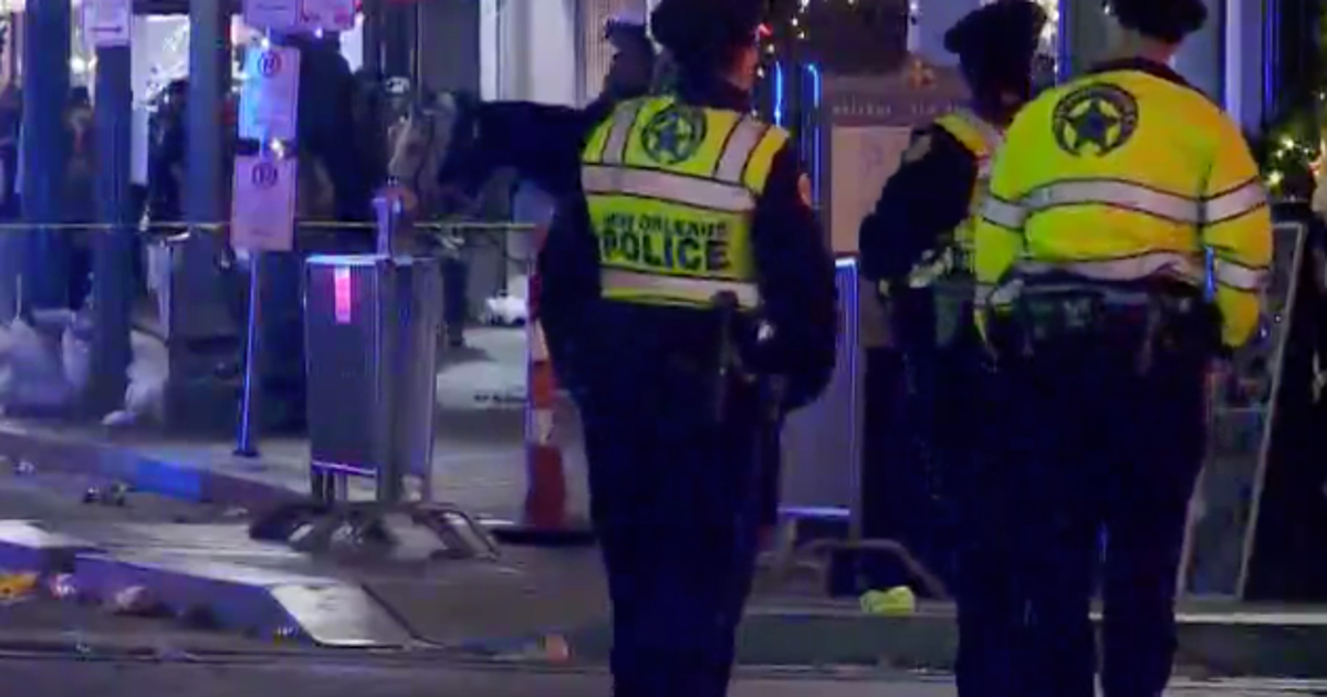 1 Dead And 9 Injured After Shooting In New Orleans' French Quarter ...