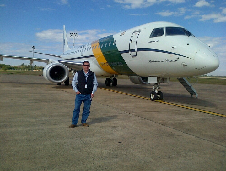 Pilot Gus Encina was also amongst the crew; pilot Miquel Quiroga is pictured with Chapecoense players in pictures taken from Twitter above 