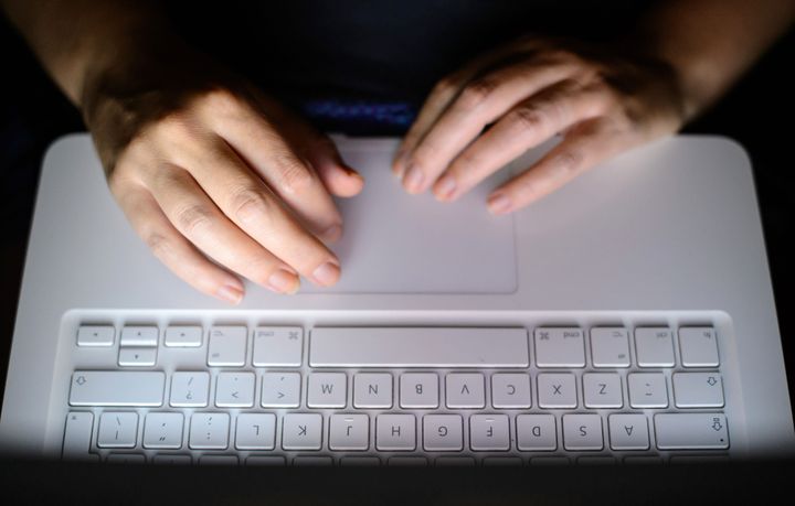 Four men in the UK killed themselves after being blackmailed online