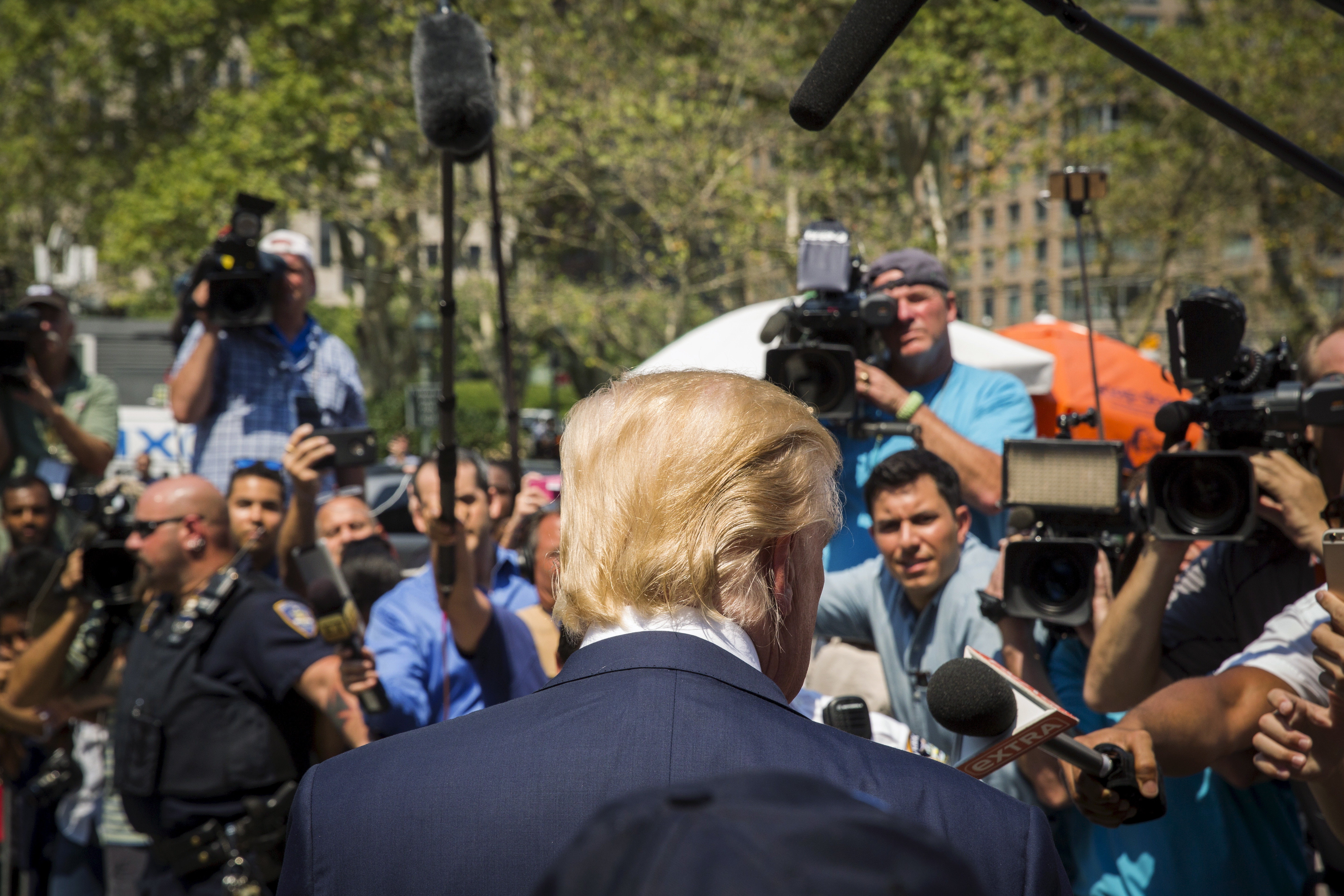 Trump’s 7 Techniques To Control The Media | HuffPost