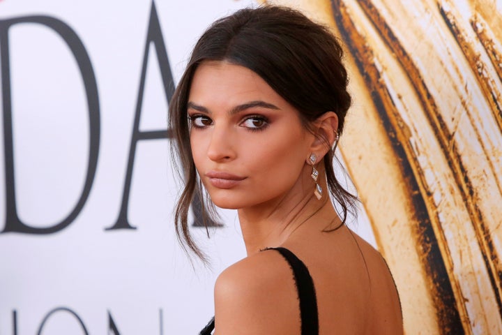 Emily Ratajkowski nip slip accomplishes just what she intended