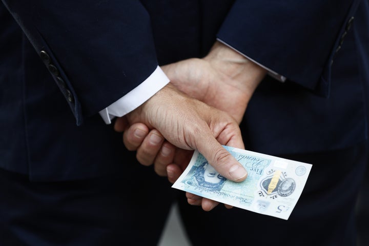 <strong>It turns out the new polymer £5 note isn't vegan</strong>