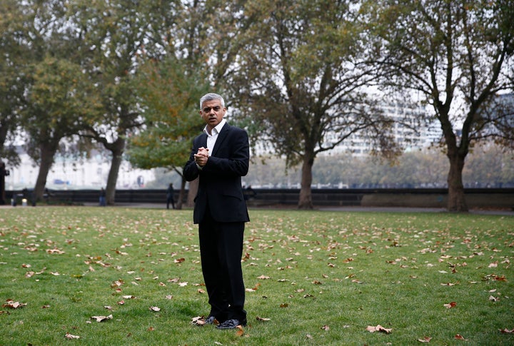 <strong>London Mayor Sadiq Khan:</strong> "<strong>This is particularly crucial for Londoners who are vulnerable, such as asthma sufferers."</strong>