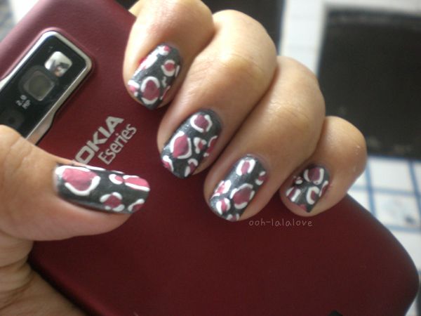 <p>Be creative to bring out your inner beast showcased on nails</p>