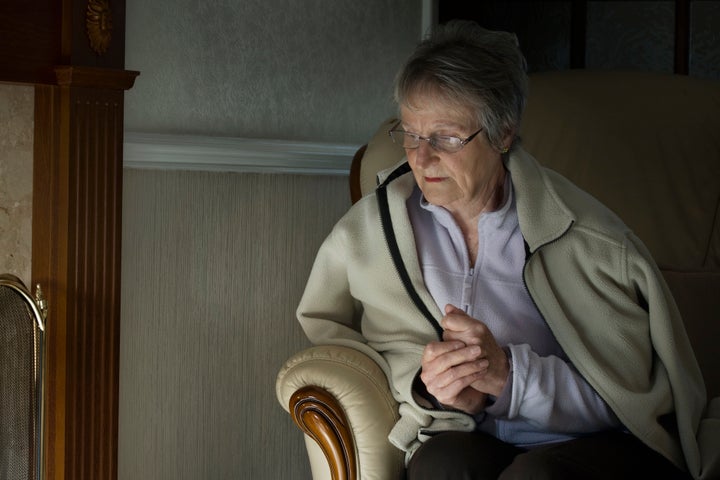 <strong>Check on vulnerable elderly neighbours and relatives this weekend</strong>