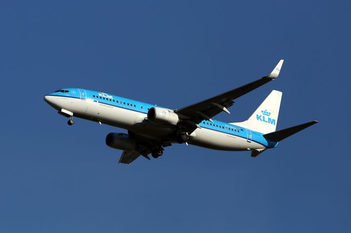 <strong>A KLM pilot suffered a heart attack while taxiing to the runway at Glasgow Airport</strong>