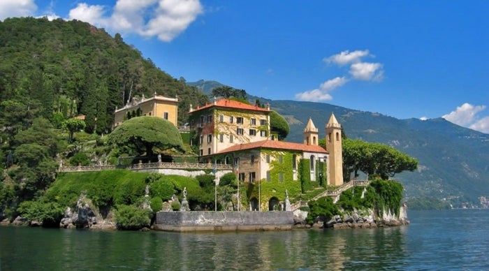 <p>Watercolor workshop at Lake Como, Italy</p>