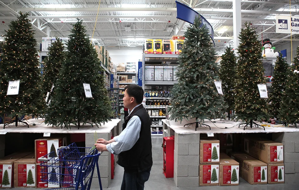 Recycle Christmas Lights Lowes 2022 Real Christmas Trees Or Fake Ones -- Which Are Better For The Planet? |  Huffpost Impact