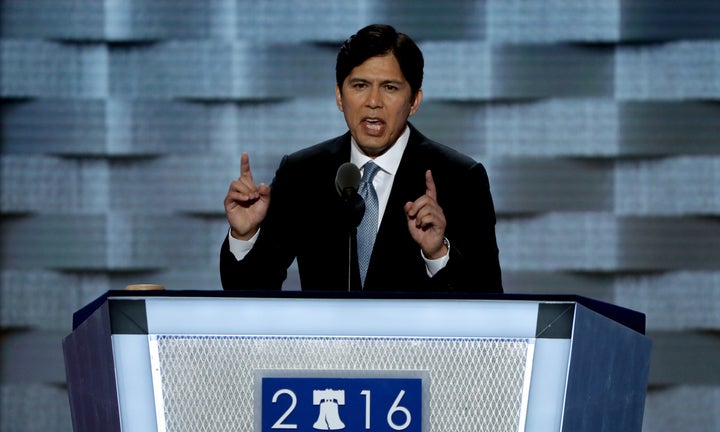 California State Sen. Kevin de Leon delivers a speech on the first day of the Democratic National Convention on July 25, 2016 in Philadelphia.