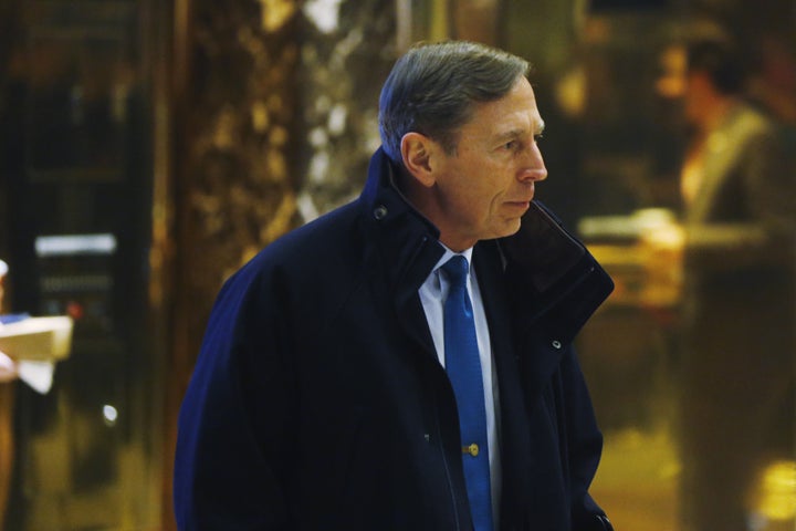 Former CIA director David Petraeus arrives to meet with President-elect Donald Trump in New York on Nov. 28, 2016.