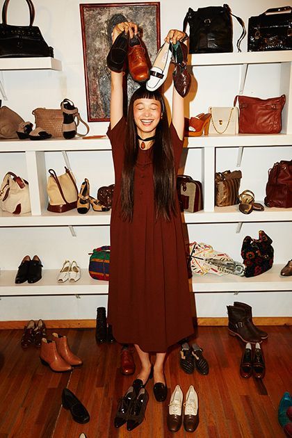 <p><em>Model’s own dress and jewelry;</em> <a rel="nofollow" href="http://www.edithmachinist.com/" target="_blank">Edith Machinist</a> <em>vintage shoes.</em></p>