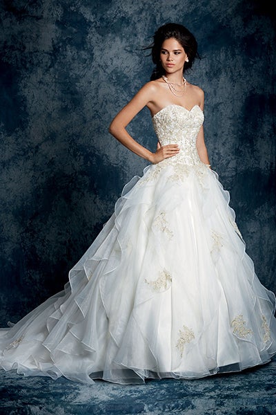 The 25 Most-Pinned Wedding Dresses Of 2016 | HuffPost Life