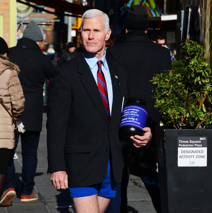 Gay Mike Pence Doppelgänger Is Collecting Money For Lgbtq Causes Huffpost World