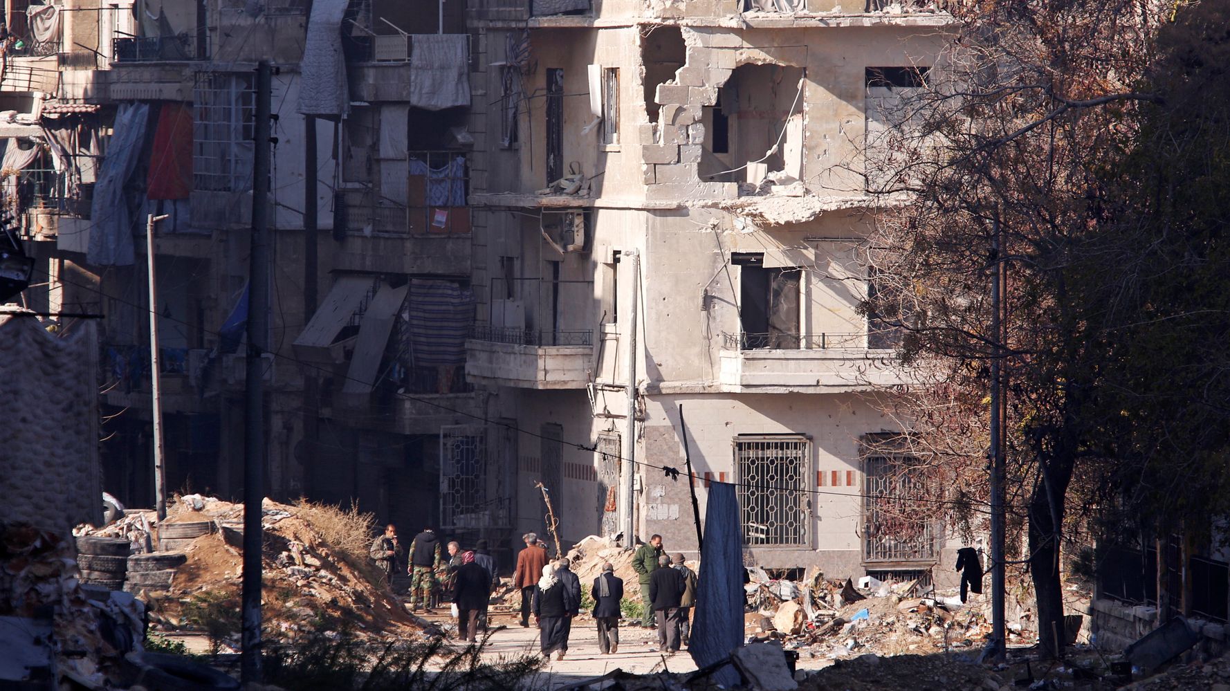 Russia Says Syrian Government Controls 93 Percent Of Aleppo | HuffPost ...