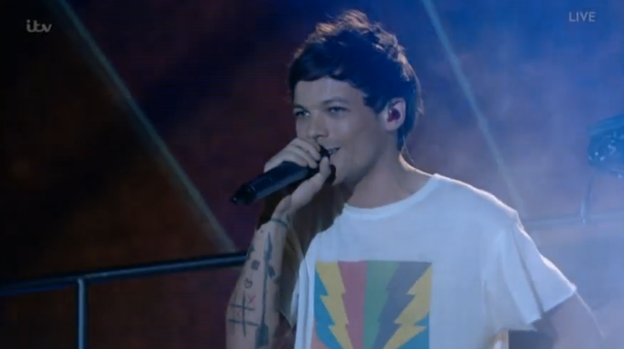 Louis held it together during his performance 