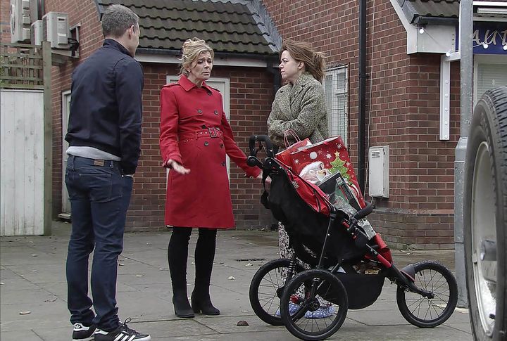 Leanne is currently expecting Steve McDonald's baby 