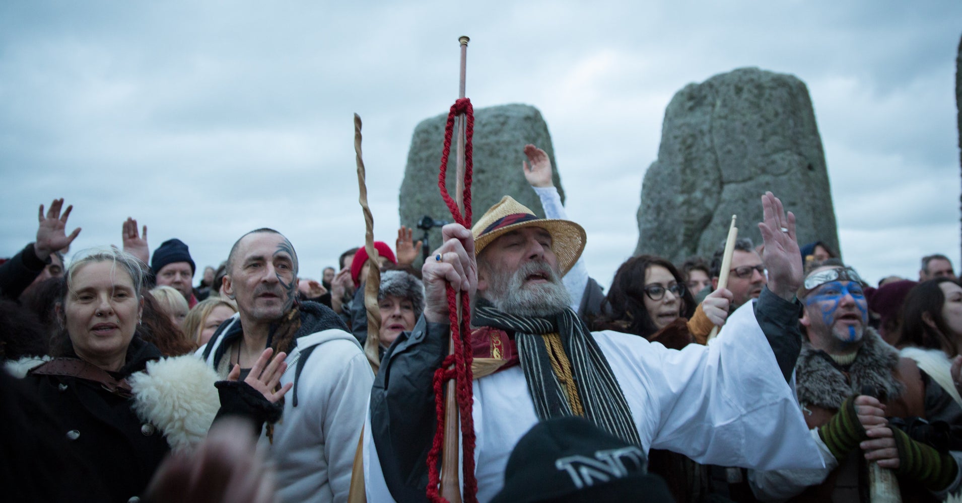 Why Thousands Of Pagans Gather At Stonehenge For The Winter Solstice ...