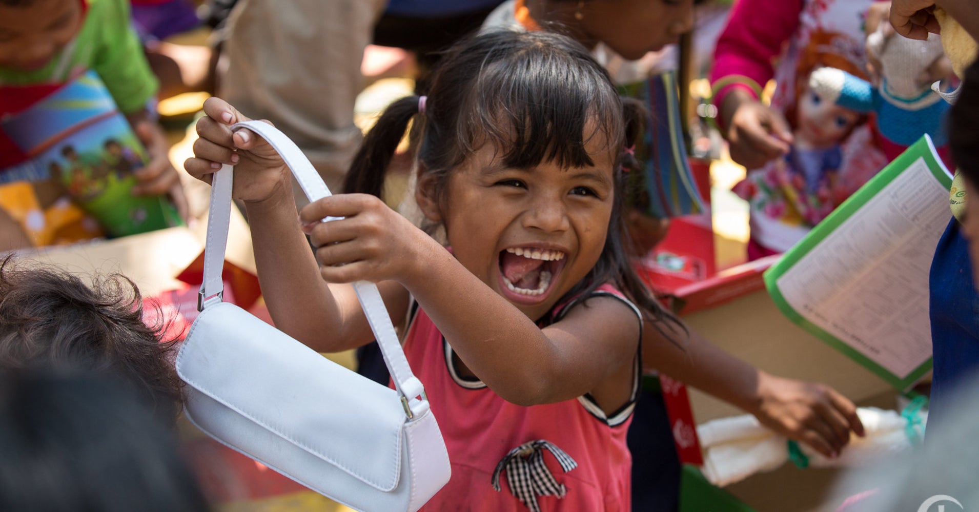 9 Ways To Donate A Gift To A Child In Need This Holiday Season  HuffPost
