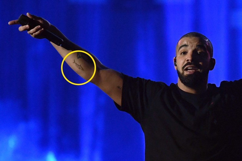 See the Rihanna face tattoo Drake has on his arm  Information Nigeria