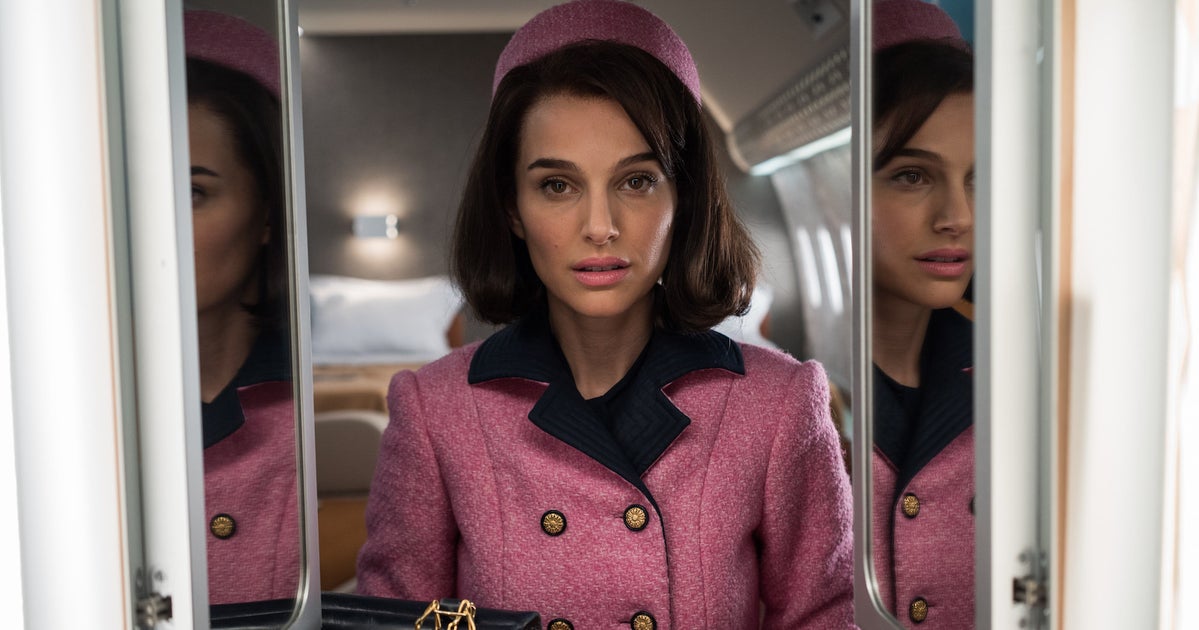 Natalie Portman Now Awards Front Runner, Transformed Into Jackie