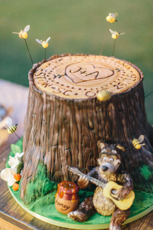 The groom's cake featured a bee tree, honey bees and a pot of honey. | Cake by Minette Rushing Custom Cakes