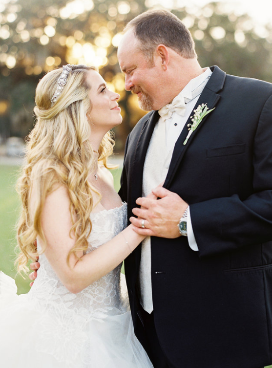 Ashley said the bride and groom were "a complete joy" to work with.