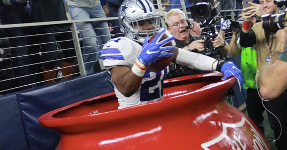 Cowboys' Ezekiel Elliott is making a huge donation to the Salvation Army