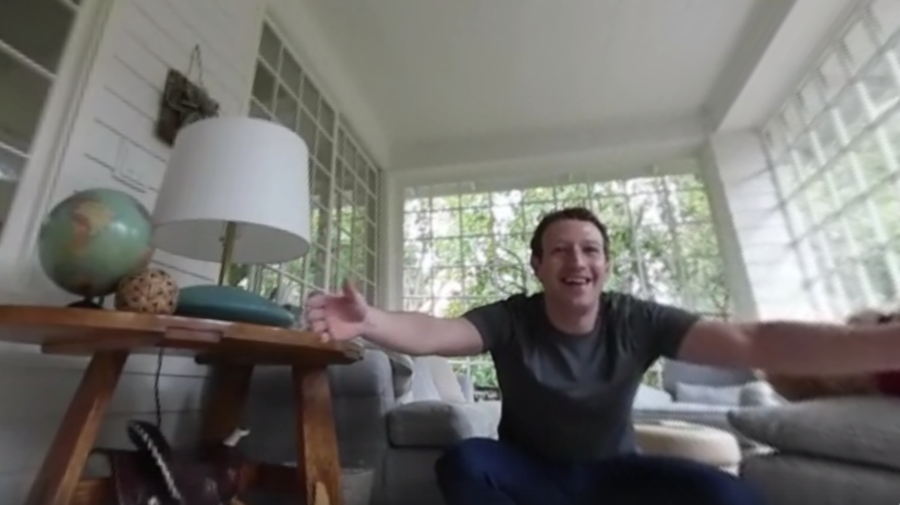Mark Zuckerberg Documents Daughter's First Steps On Facebook With 360 Video (Because Of Course ...