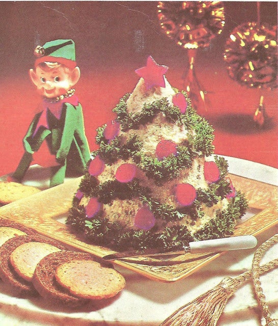 Best Retro Christmas Tree Cake Recipe - How to Make Retro Christmas Tree  Cake