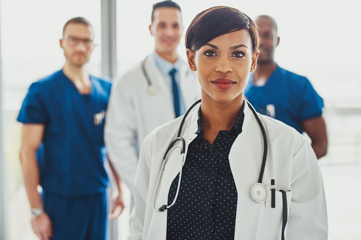 Female doctors outperformed their male counterparts on measures of 30-day readmission and 30-day mortality rates, according to a study published in JAMA Internal Medicine.