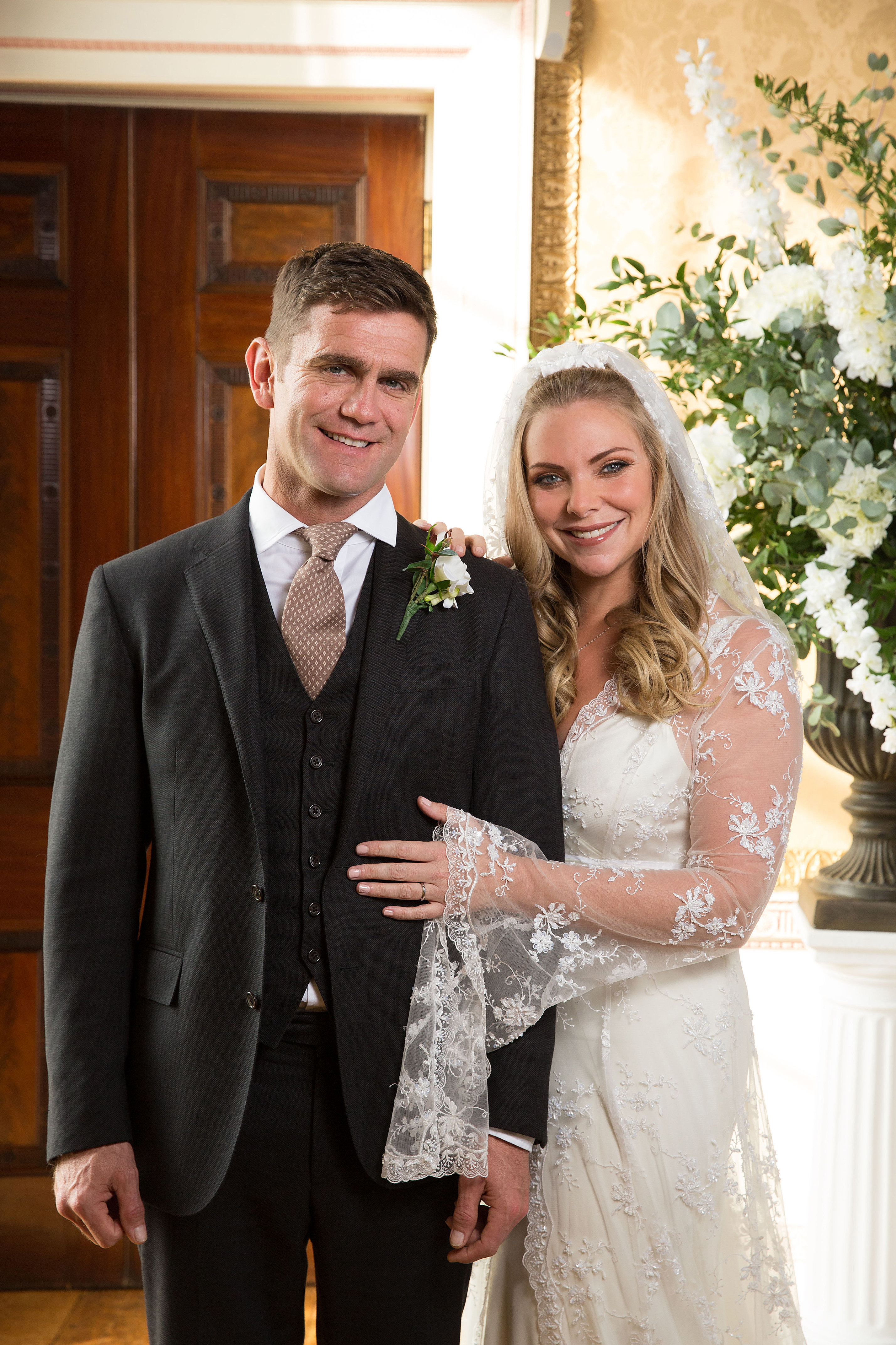 ‘EastEnders’ Spoilers: Ronnie Mitchell And Jack Branning Wedding ...