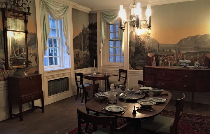 The Fraunces Tavern Museum simulates what a private dining room would have looked like when George Washington was there.